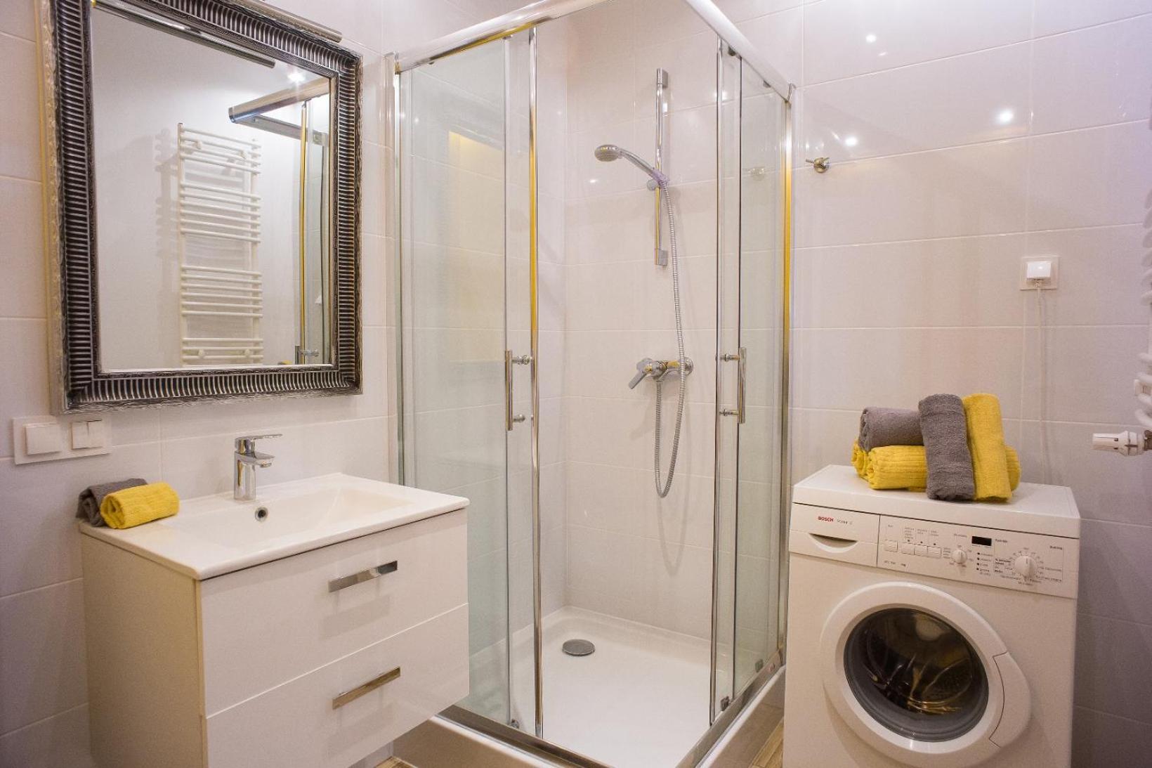 Atrium Apartment Z Garazem Torun Luaran gambar