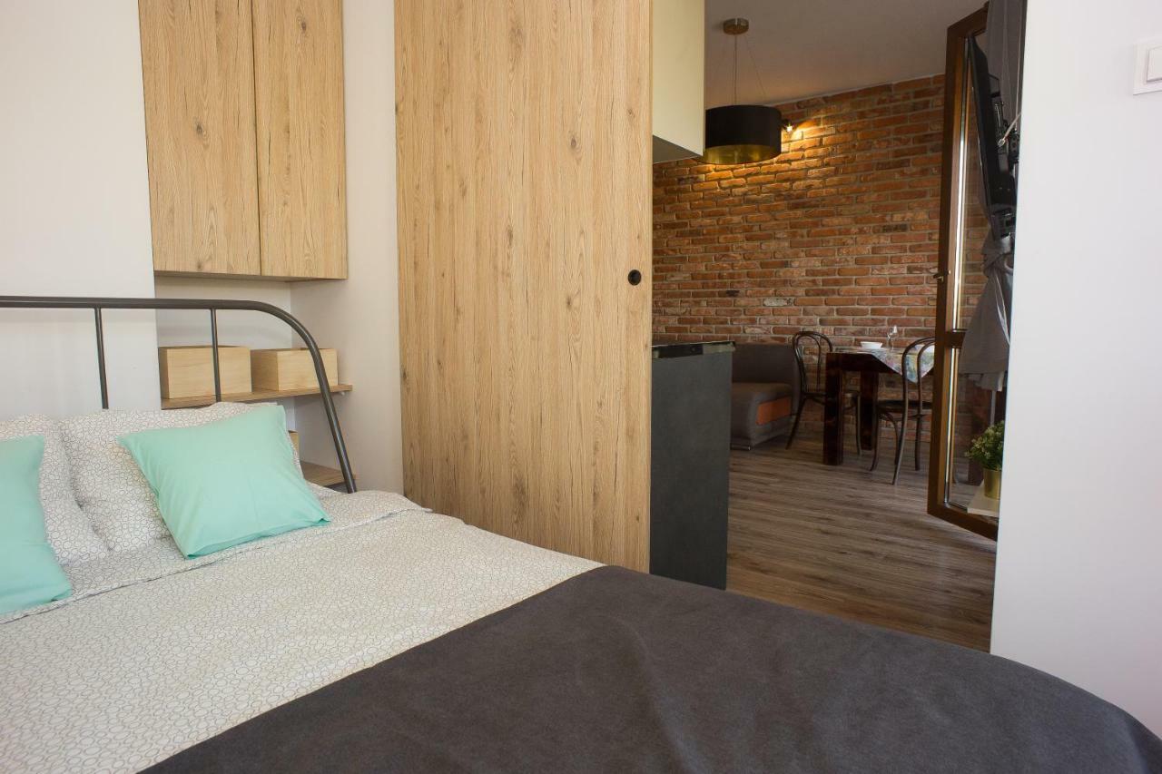 Atrium Apartment Z Garazem Torun Luaran gambar